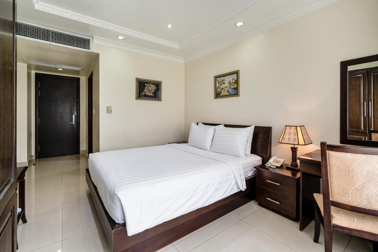 La Bonita Hotel And Apartments Хошимин Экстерьер фото