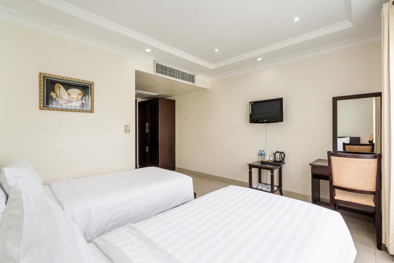 La Bonita Hotel And Apartments Хошимин Экстерьер фото