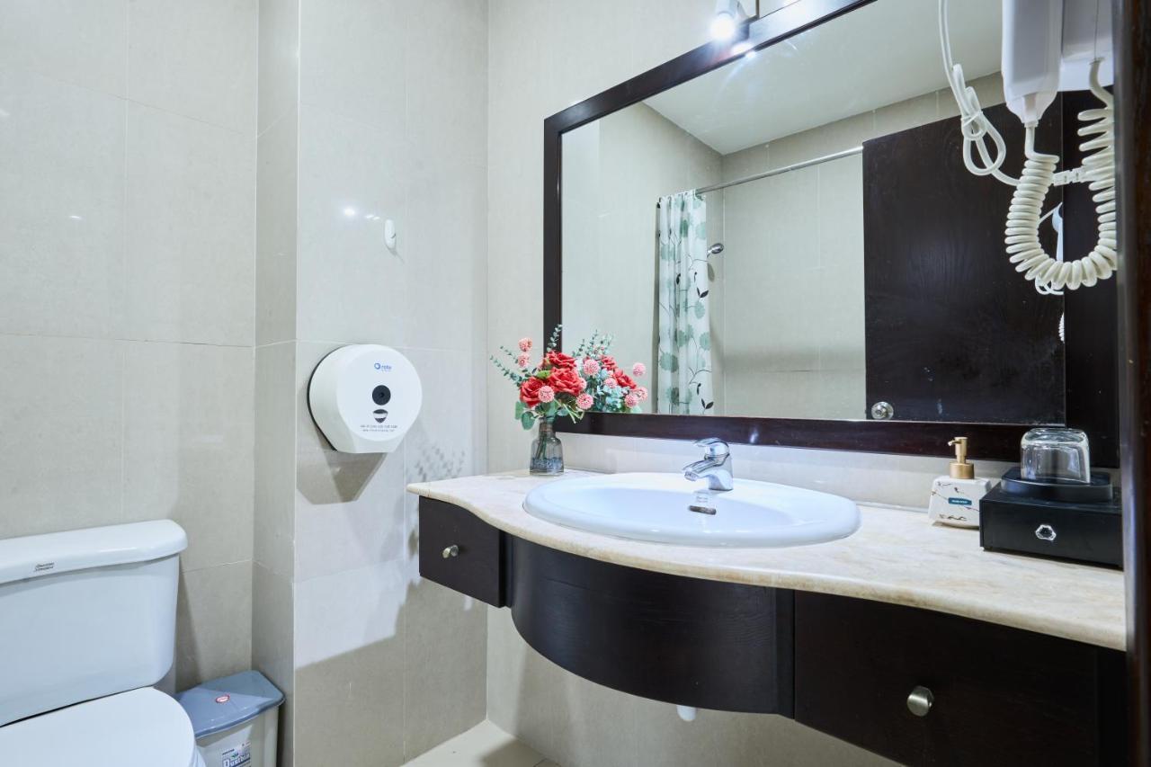 La Bonita Hotel And Apartments Хошимин Экстерьер фото